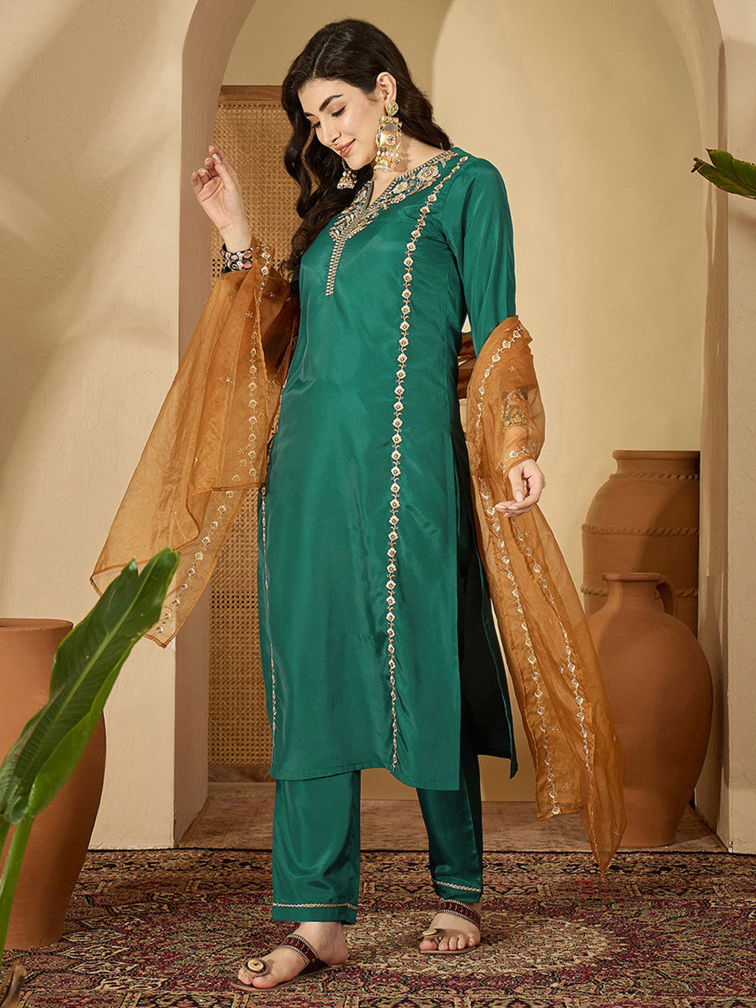 Women Ethnic Motifs Embroidered Regular Thread Work Kurta with Trousers & With Dupatta