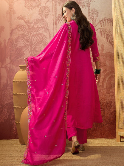 Embroidered V-Neck Kurta & Trousers Kurta Set
