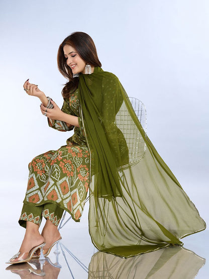 Dhiyona IS Women's Floral Printed Beads And Stones Straight Kurta With Trousers And Dupatta
