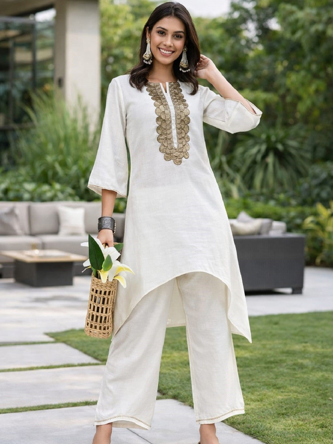 Dhiyona SN Embroidered Regular Gotta Patti Kurta with Palazzos