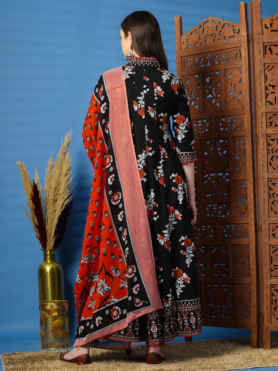Floral Printed Thread Work Pure Cotton Anarkali Kurta with Trousers & Dupatta
