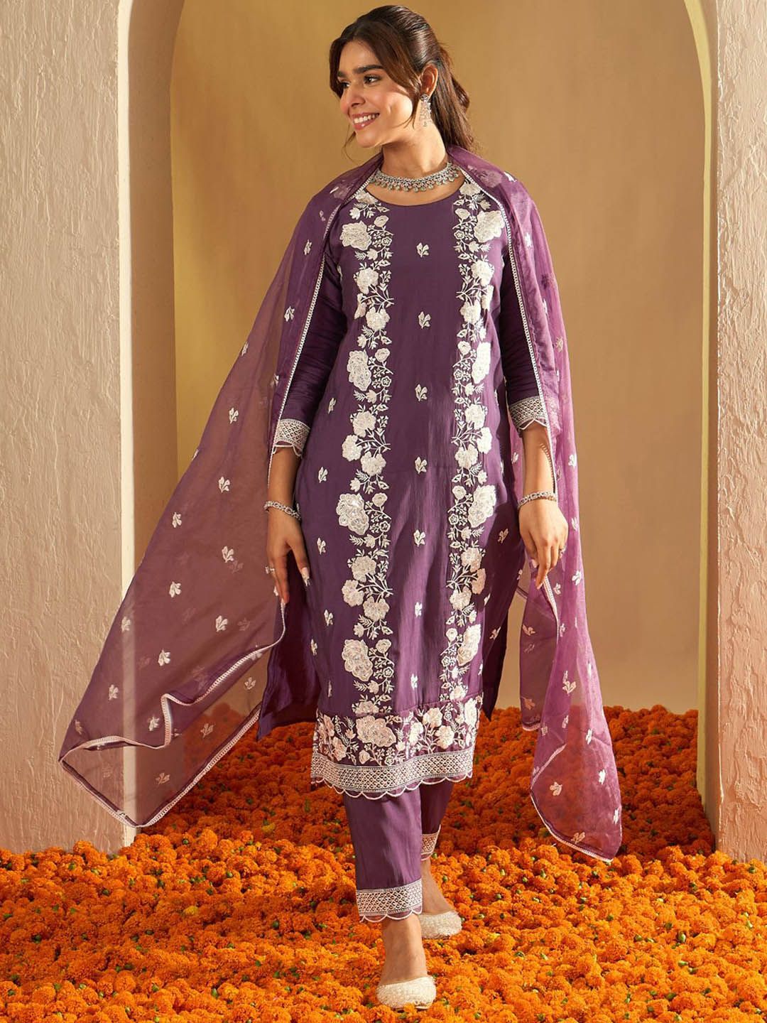 Dhiyona IE Floral Embroidered Thread Work Straight Kurta With Trousers & Dupatta