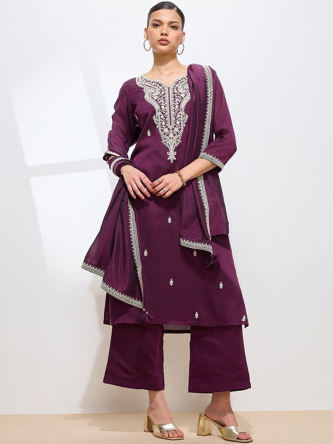 Dhiyona KL Women Ethnic Motifs Embroidered Regular Thread Work Kurta with Palazzos & With Dupatta
