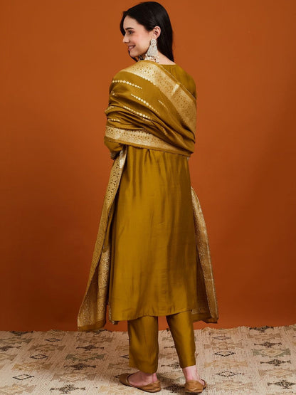 Embroidered Round Neck Kurta & Trousers With Dupatta