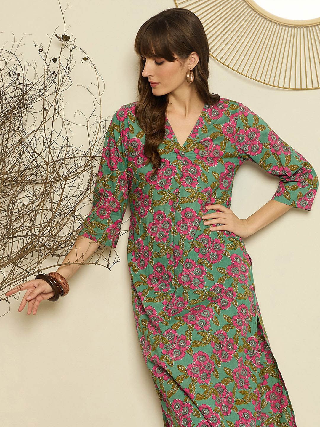 Dhiyona IE Women Ethnic Motifs Printed Pure Cotton Kurta with Trouser