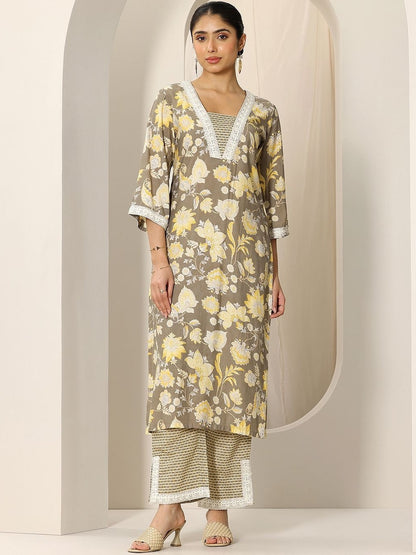 Women Floral Printed Regular Thread Work Kurta with Trousers