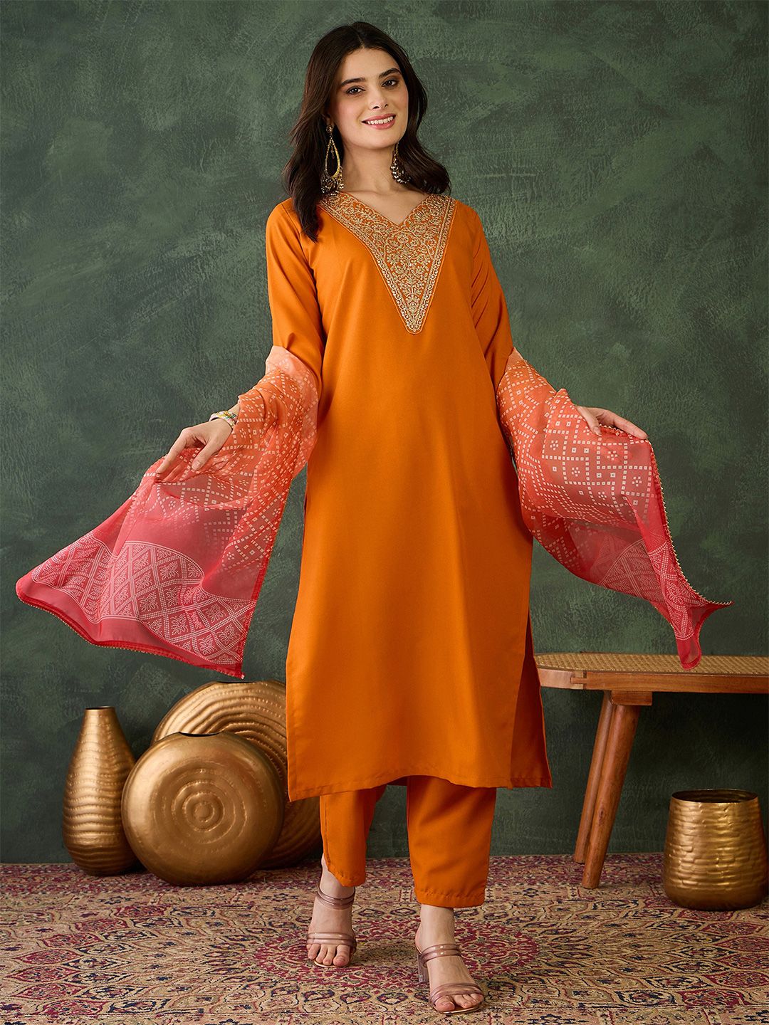 Dhiyona KL Women Ethnic Motifs Embroidered Regular Kurta with Trousers & With Dupatta