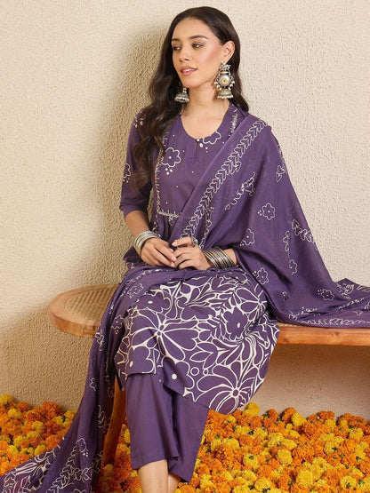 Women Floral Printed Panelled Thread Work Pure Cotton Kurta with Trousers & With Dupatta