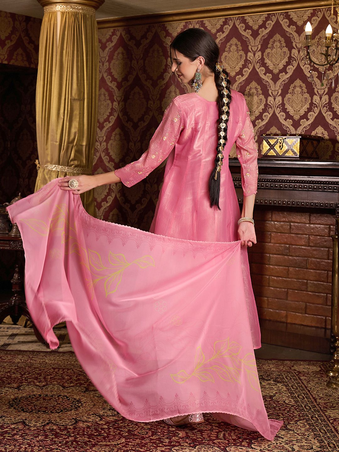 Dhiyona CH Women Floral Thread Embroidered Sequinned Kurta with Trousers & Dupatta