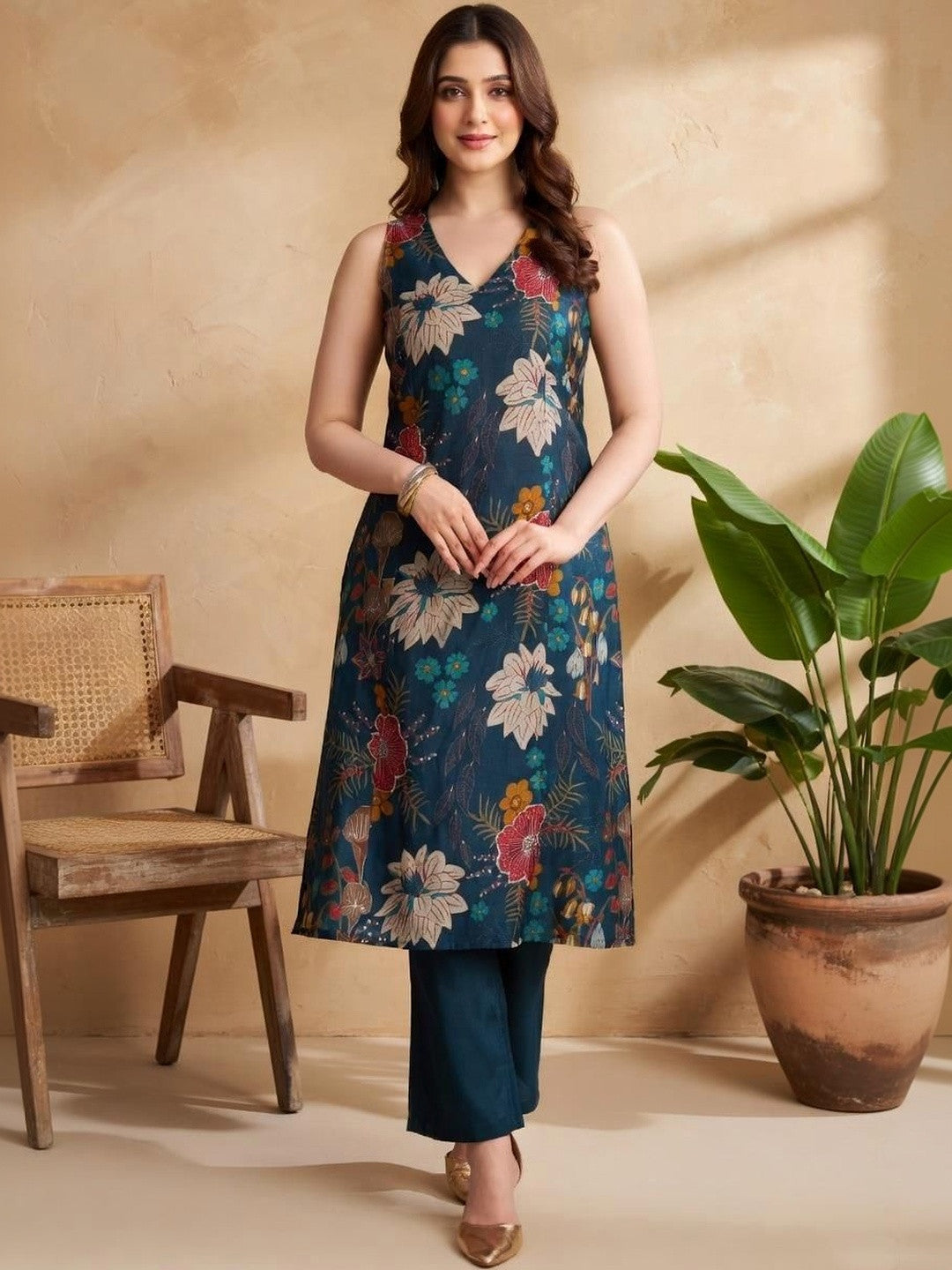 Printed V-Neck Kurta & Trousers