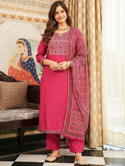 Dhiyona KL Ethnic Motifs Printed Straight Kurta With Trouser & Dupatta