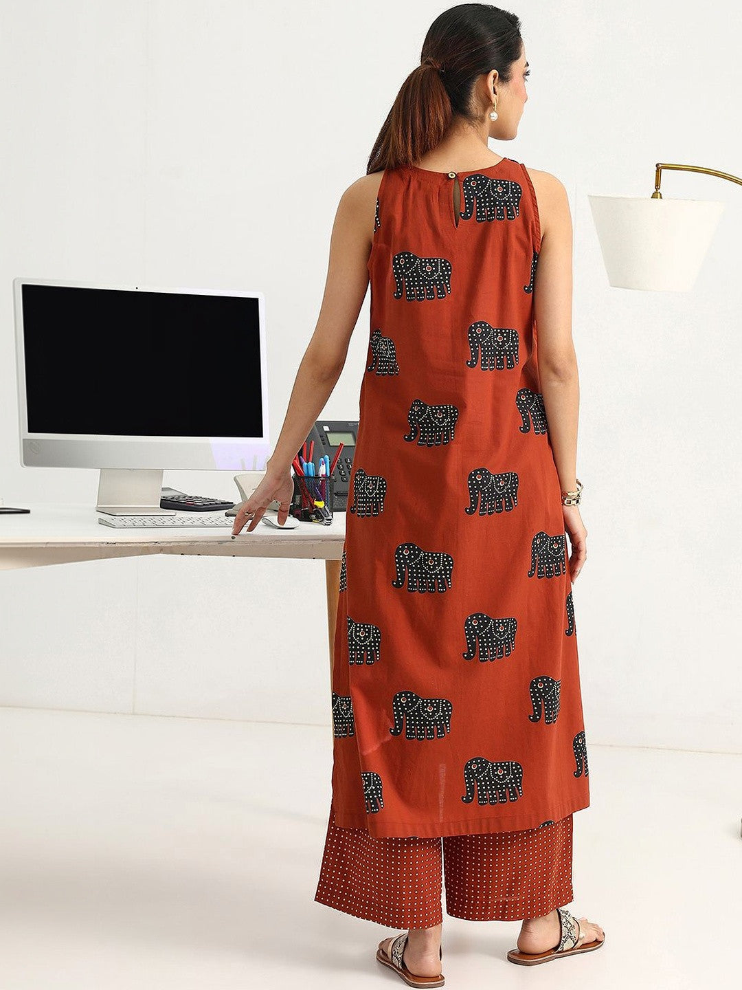 Women Ethnic Motifs Printed Regular Cotton Blend Kurta with Palazzos
