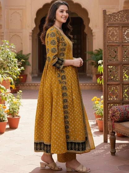 Dhiyona KL Women Ethnic Motifs Printed Regular Kurta with Trousers & With Dupatta