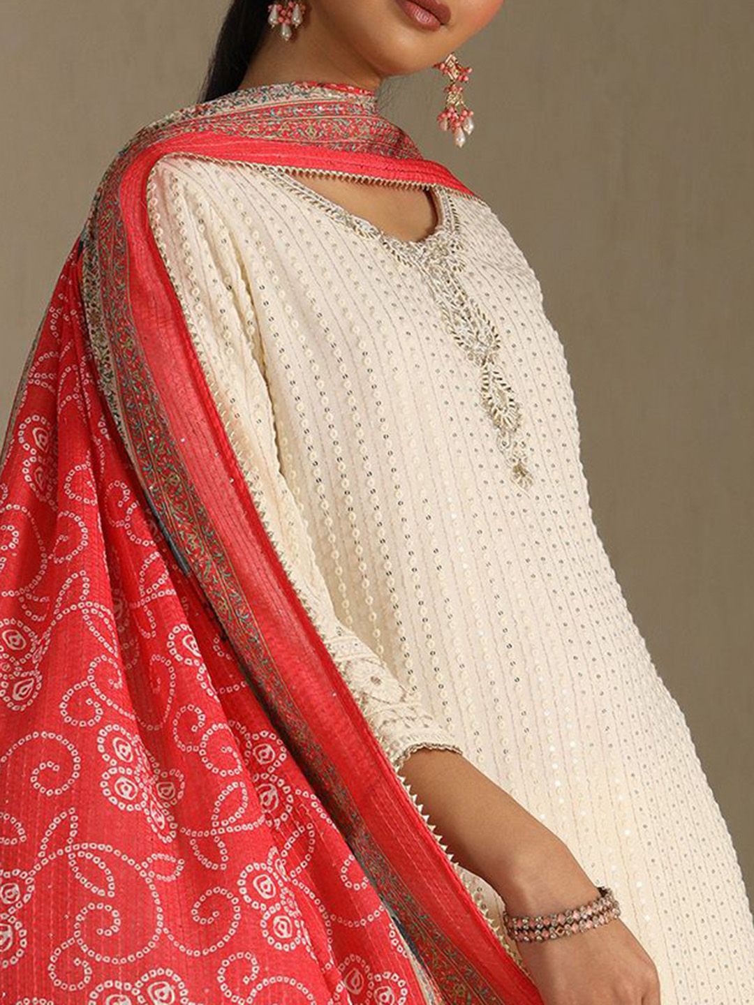 Dhiyona SO Women's Women Ethnic Motifs Embroidered Kurta with Sharara & Dupatta Kurta Sets