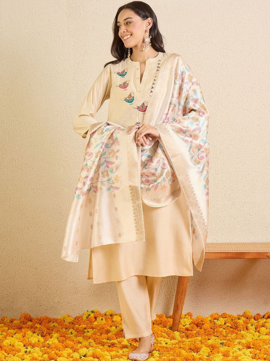 Dhiyona IE Women Ethnic Motifs Embroidered Regular Thread Work Kurta with Trousers & With Dupatta