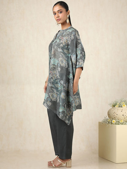 Dhiyona SO Women's Floral Printed Mandarin Collar Pure Cotton Kaftan Kurta With Trousers