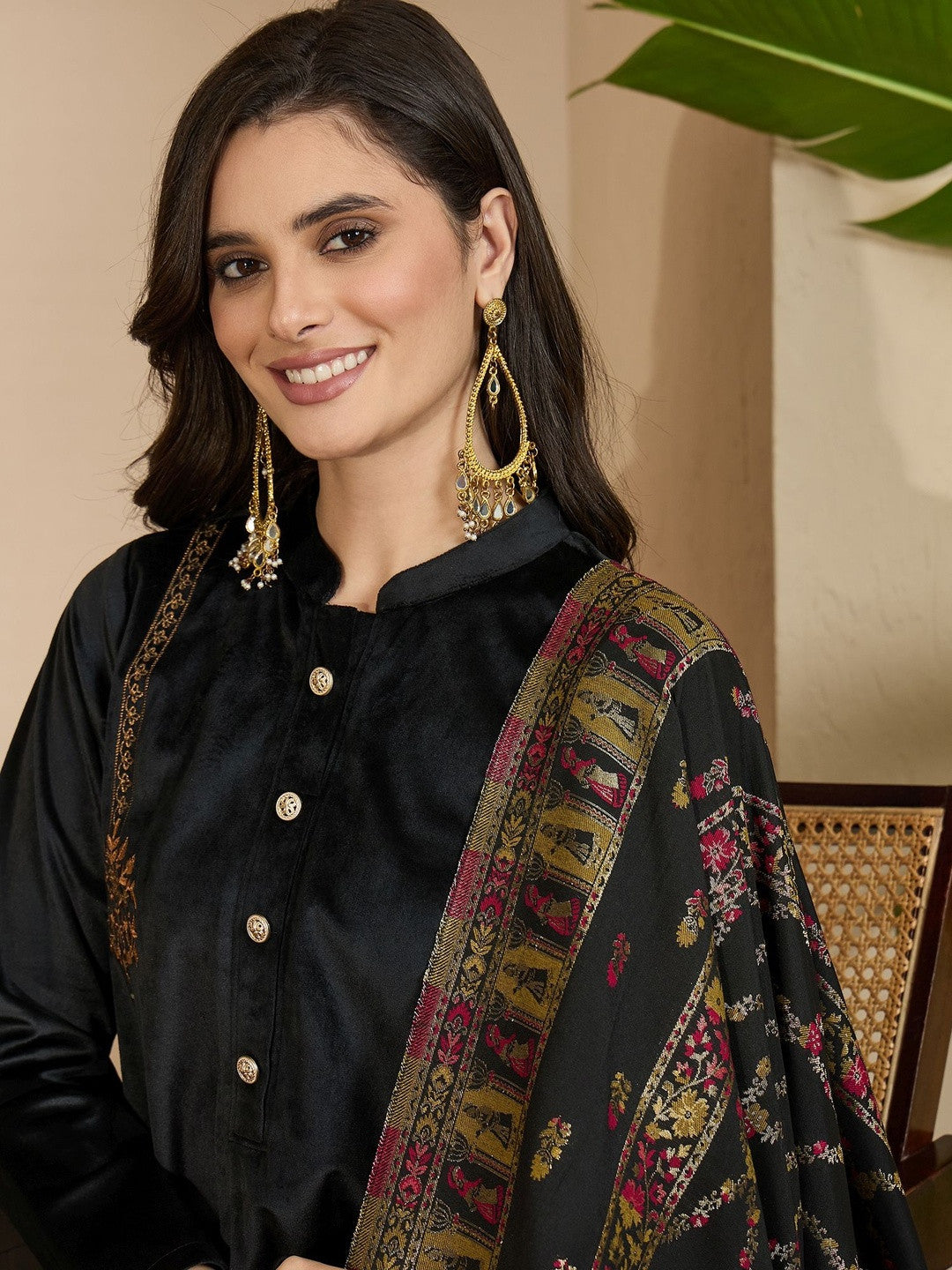 Winter Black Velvet Embroidered Shahi Mehfil Floral kurta trouser & Dupatta kurta sets