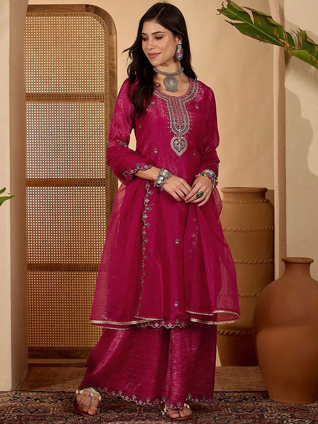Dhiyona SN Women Floral Embroidered Kurta With Palazzos & Dupatta