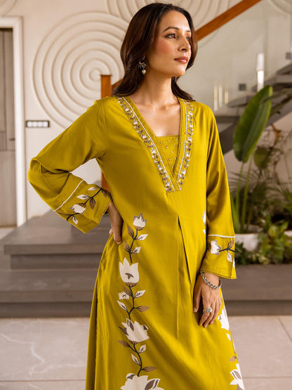 Women Floral Printed A-Line Kurta with Palazzo
