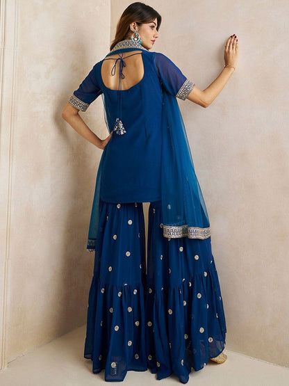 Dhiyona KL Women Floral Embroidered Regular Kurti with Palazzos & With Dupatta