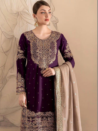 Dhiyona KL Women Ethnic Motifs Embroidered Regular Kurta with Sharara & With Dupatta
