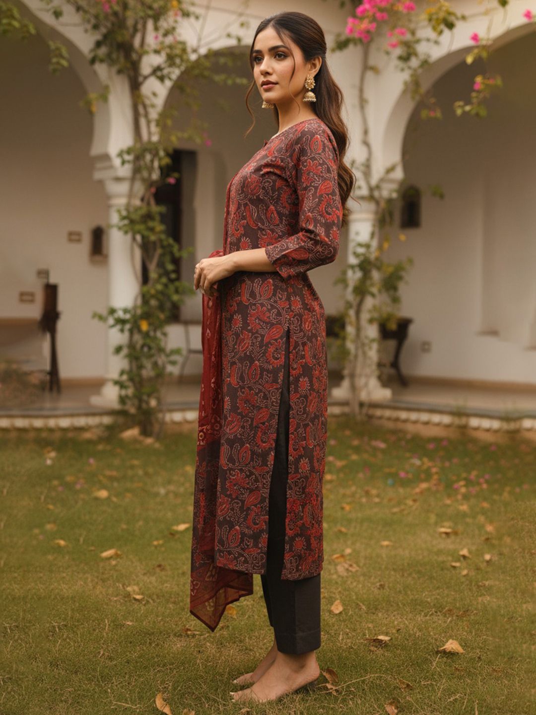 Dhiyona KL Ethnic Motifs Printed Kurta with Trousers & Dupatta