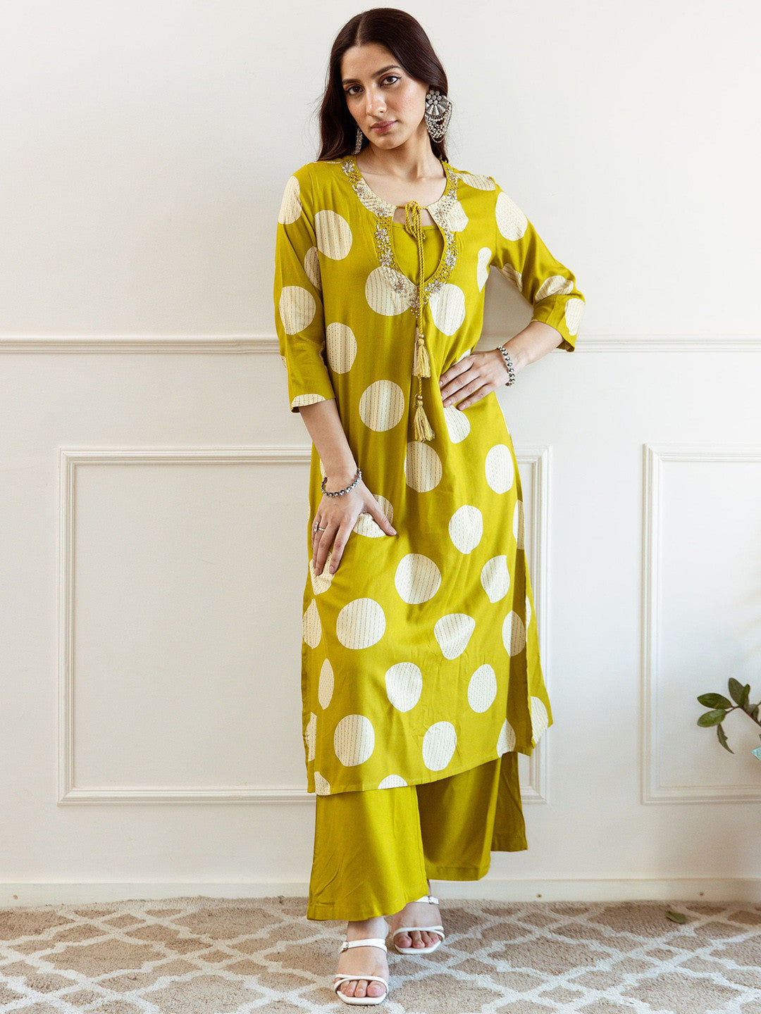 Dhiyona SN Geometric Printed Sequinned Tie-Up Neck Kurta & Palazzos