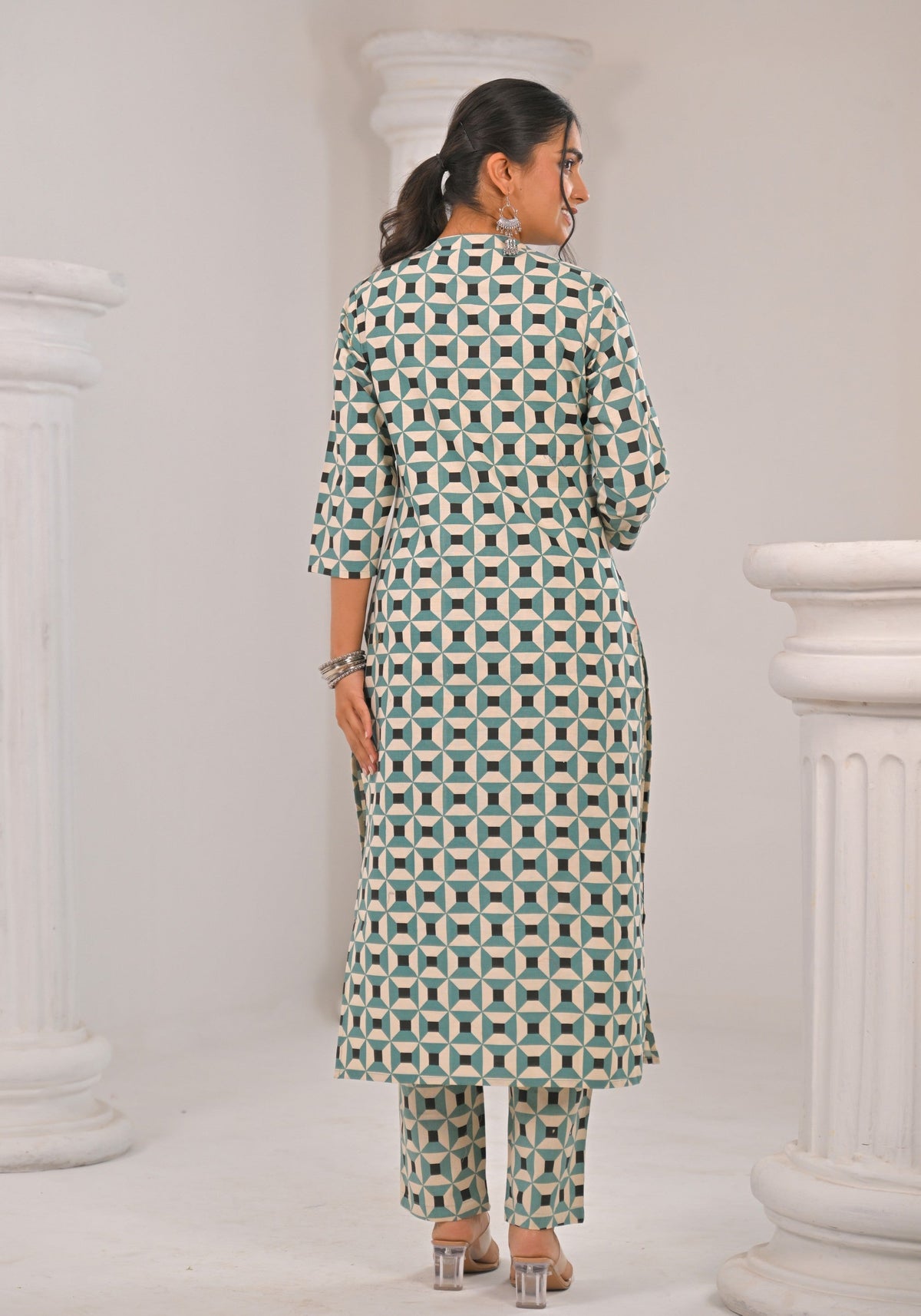 Sahila Pine Abstract Printed Kurta Pant set
