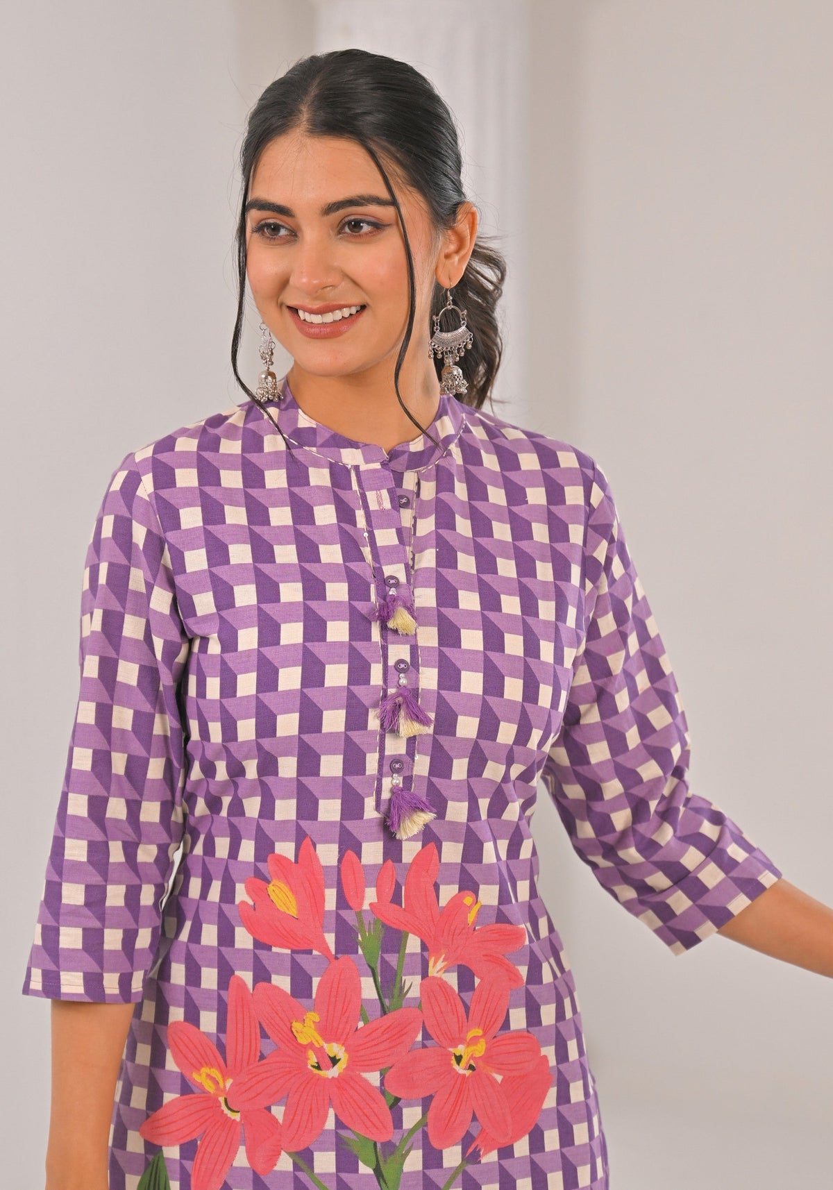 Sahila Lilies Abstract Printed Kurta Pant set