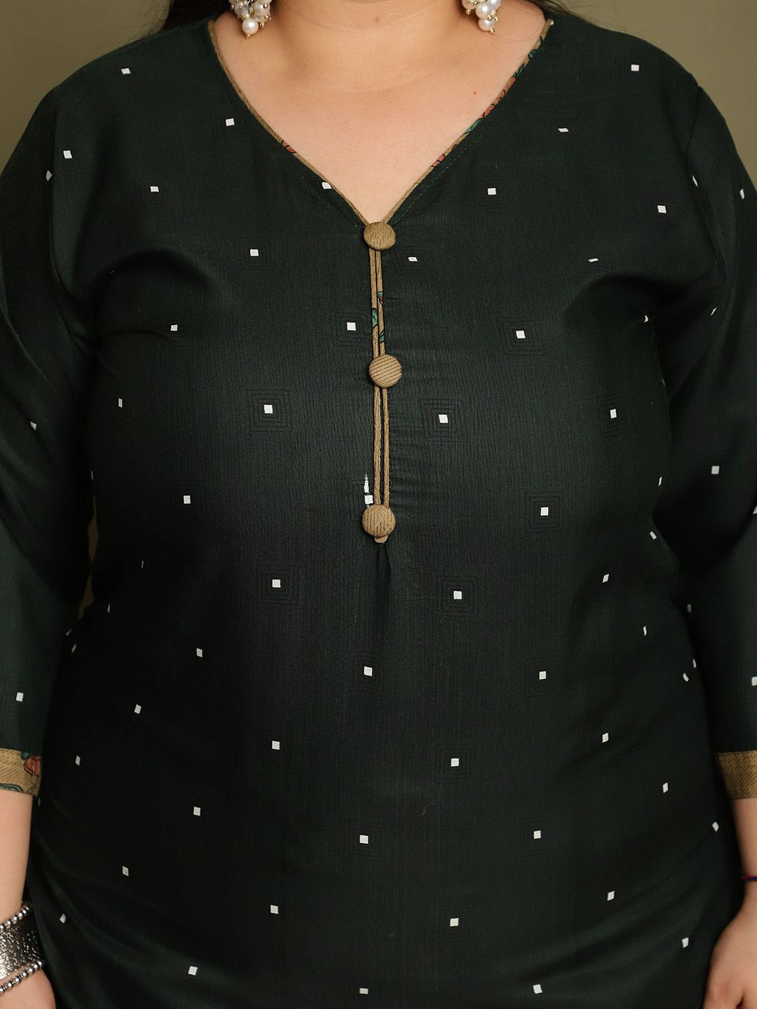 Dhiyona KL Floral Printed V-Neck Straight Kurta With Salwar & Dupatta