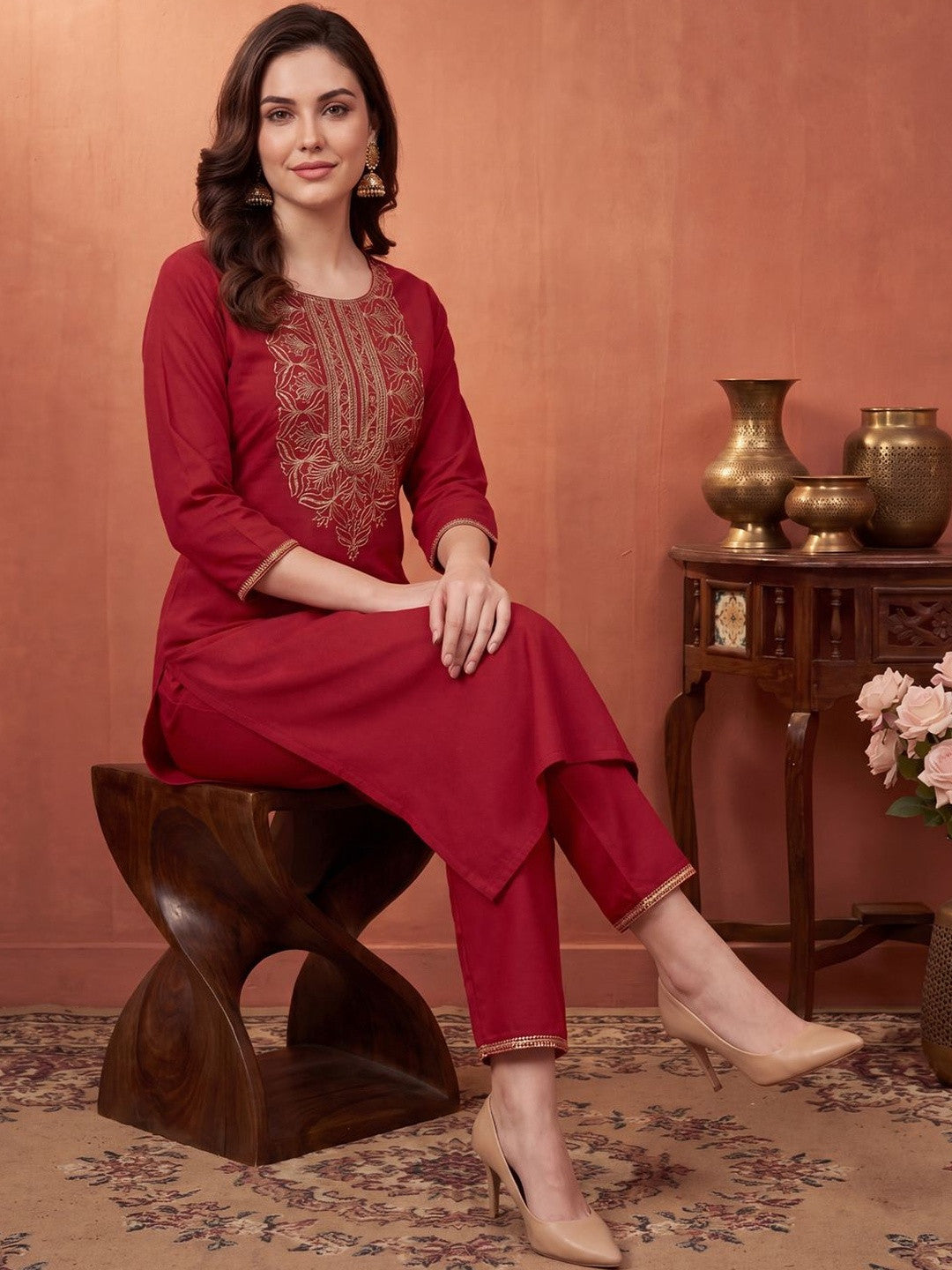 Women Ethnic Motifs Embroidered Regular Thread Work Pure Cotton Kurta with Trousers