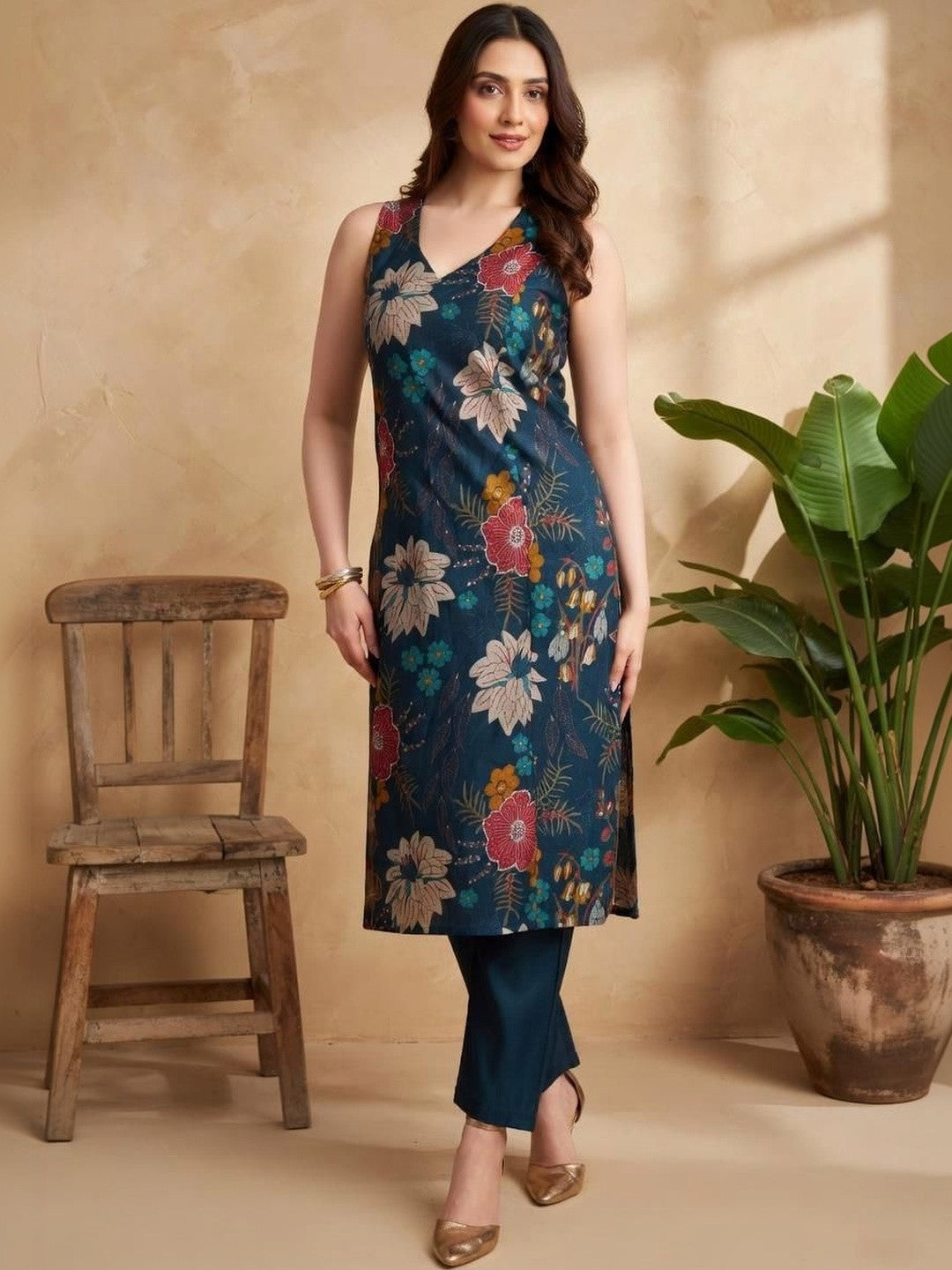 Printed V-Neck Kurta & Trousers