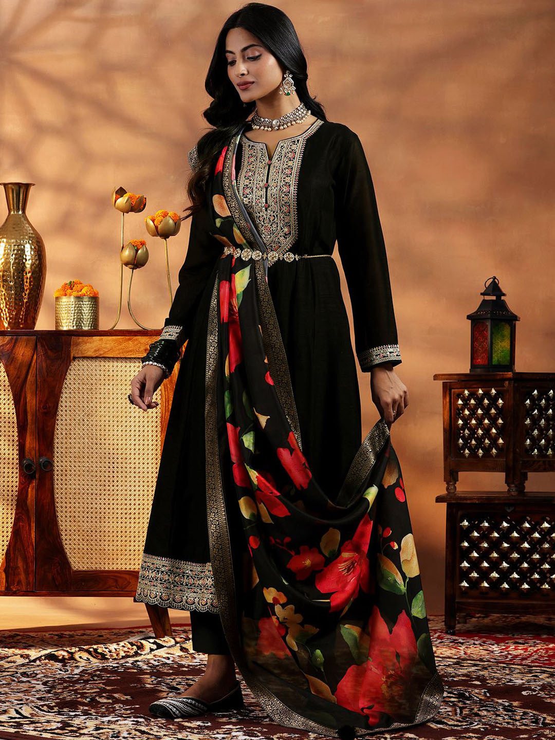 Women Floral Yoke Design Panelled Kurta with Trousers & With Dupatta