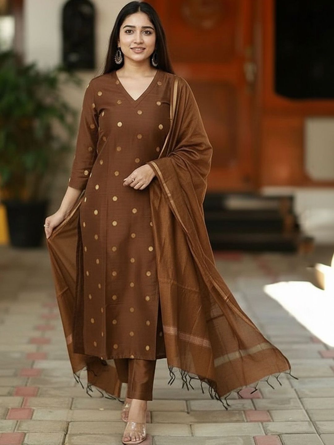 Dhiyona KL Women Regular Kurta with Trousers & With Dupatta