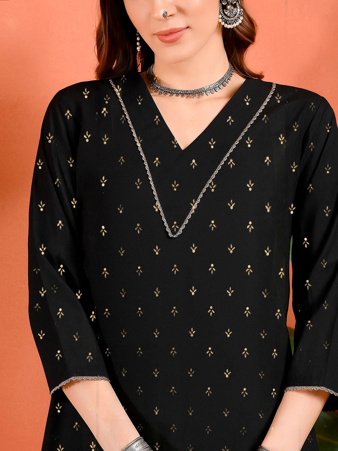 Women Ethnic Motifs Printed Regular Kurta with Trousers