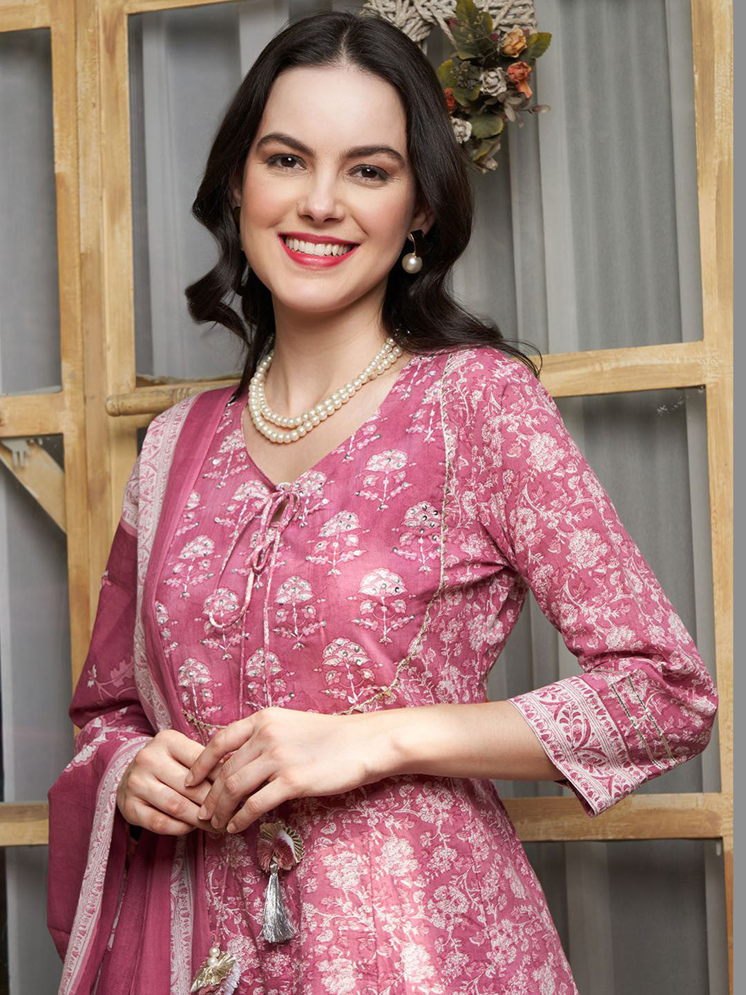 Floral Printed Panelled Gotta Patti Pure Cotton Kurta with Trousers & Dupatta