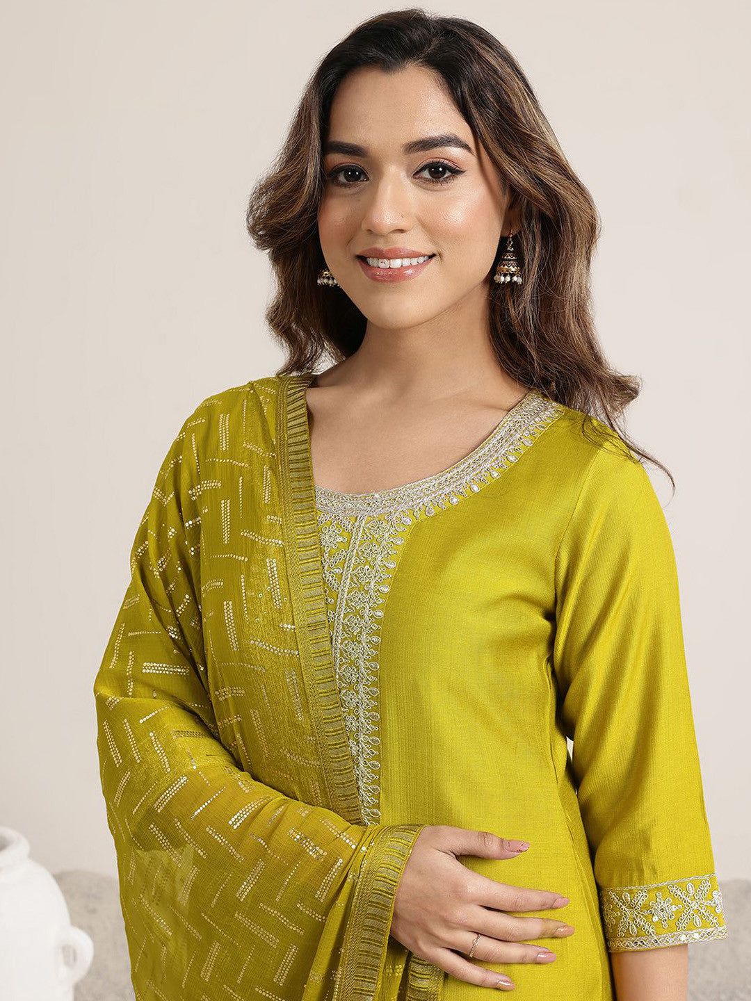 Women Floral Yoke Design Kurta with Trousers & Dupatta