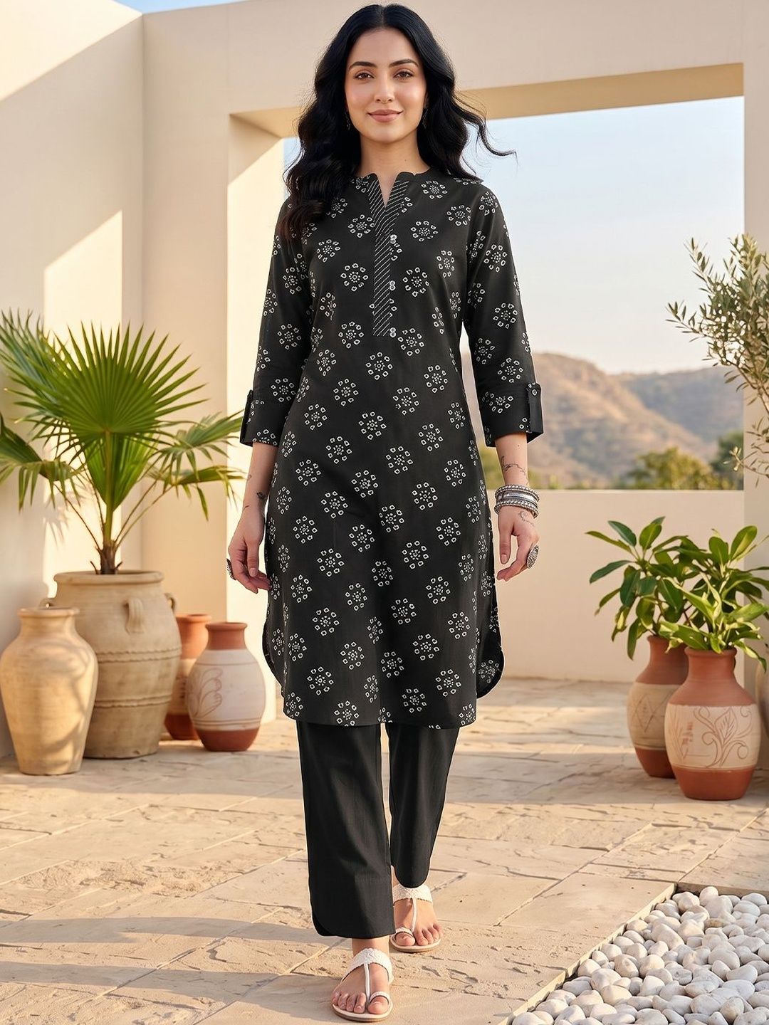 Black Women Ethnic Motifs Printed Regular Kurta with Trousers
