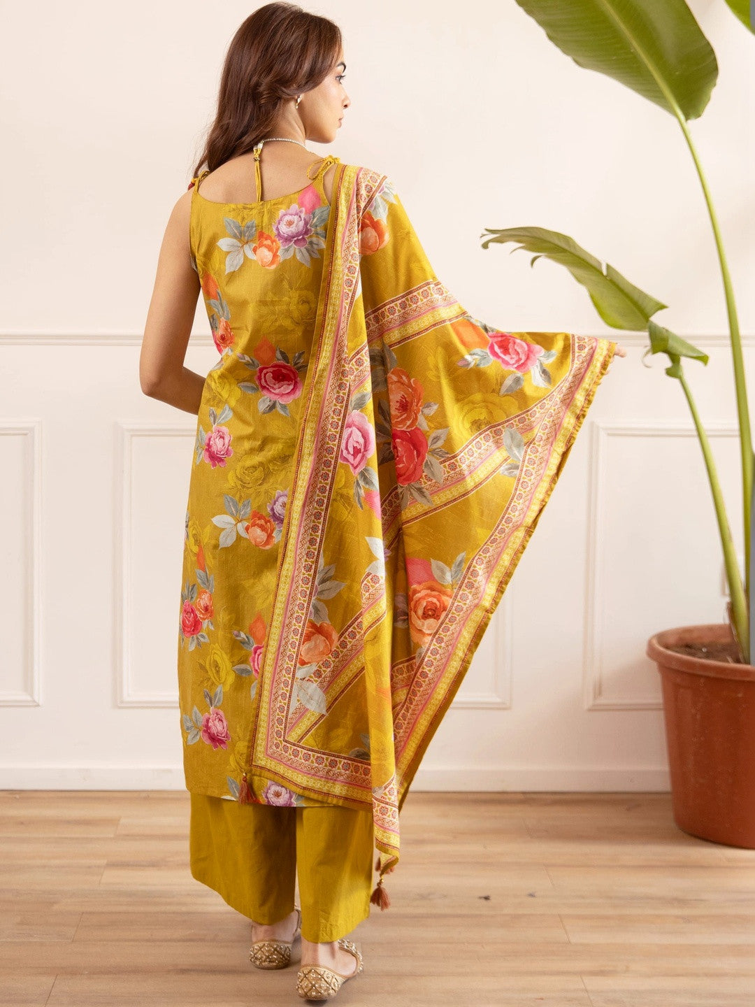 Women Floral Printed Regular Pure Cotton Kurta with Palazzos & With Dupatta