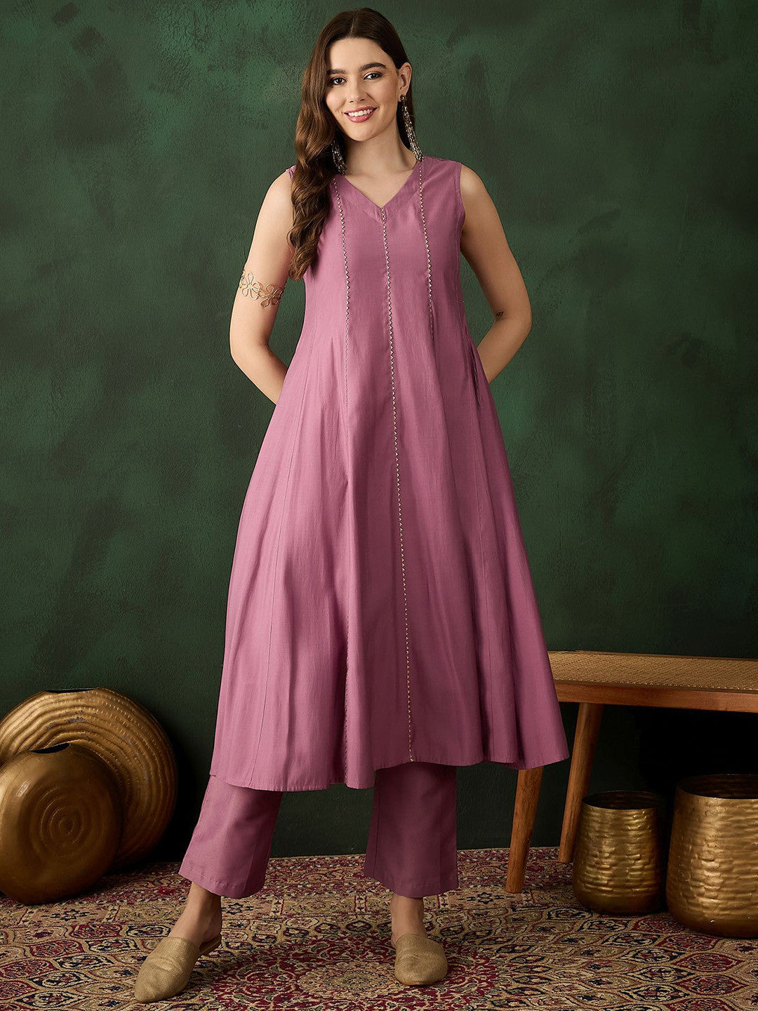 Women Striped Solid Kurta with Trousers
