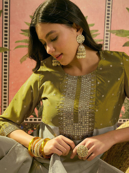 Embroidered Round Neck Kurta & Trousers with Dupatta
