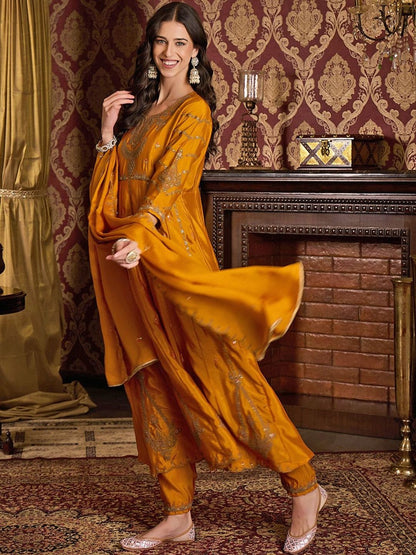 Dhiyona CH Ethnic Motifs Embroidered Round Neck Anarkali Kurta With Trousers & Dupatta