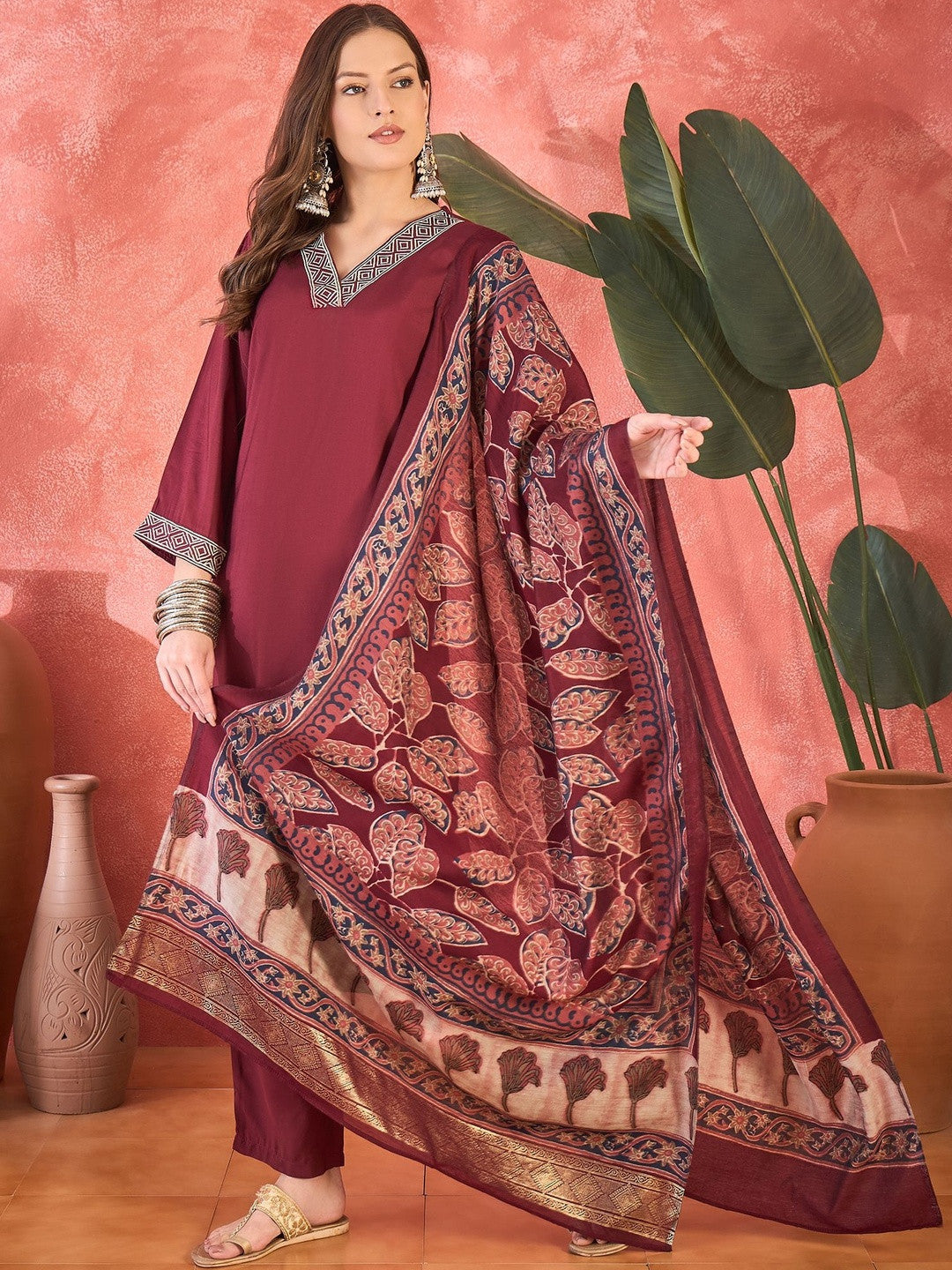Embroidered V-Neck Kurta & Trousers Kurta Set