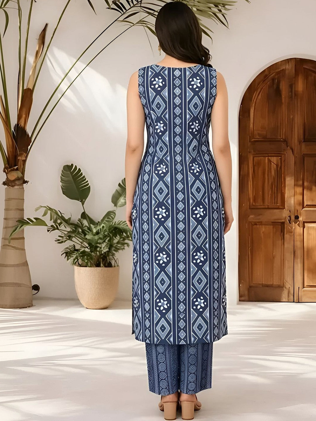 Printed Pure Cotton Round Neck Kurta & Trousers