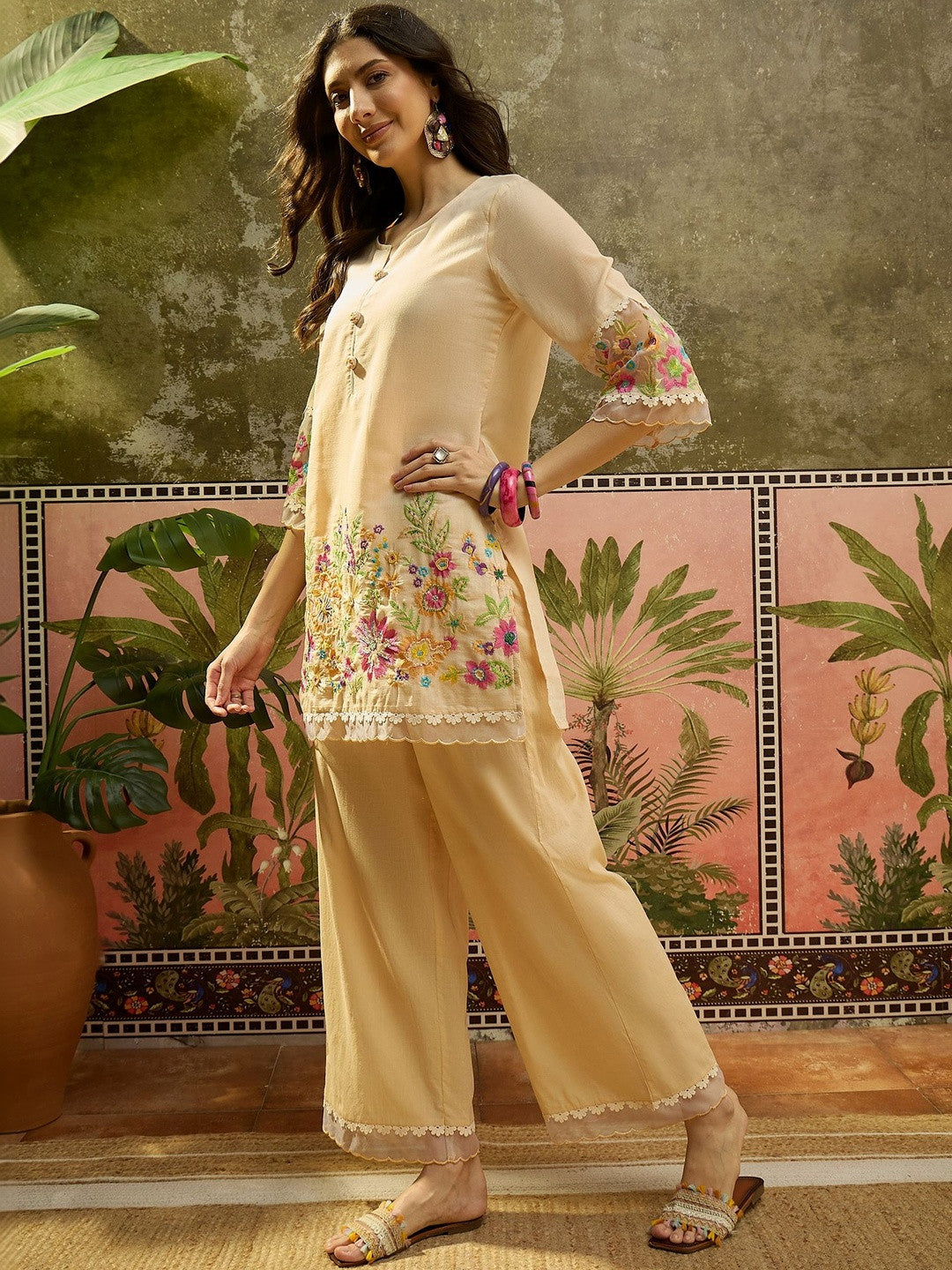 Embroidered Pure Cotton Round Neck Kurti & Trousers