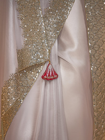 Dhiyona KM Women Off-White Organza Saree With Red Blouse