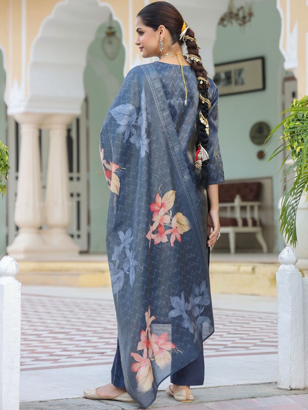 Dhiyona RR Women's Floral Printed Regular Thread Work Pure Cotton Kurta with Trousers & With Dupatta