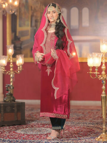 Women's Pink Embroidered Straight Kurta Trousers With Dupatta Set