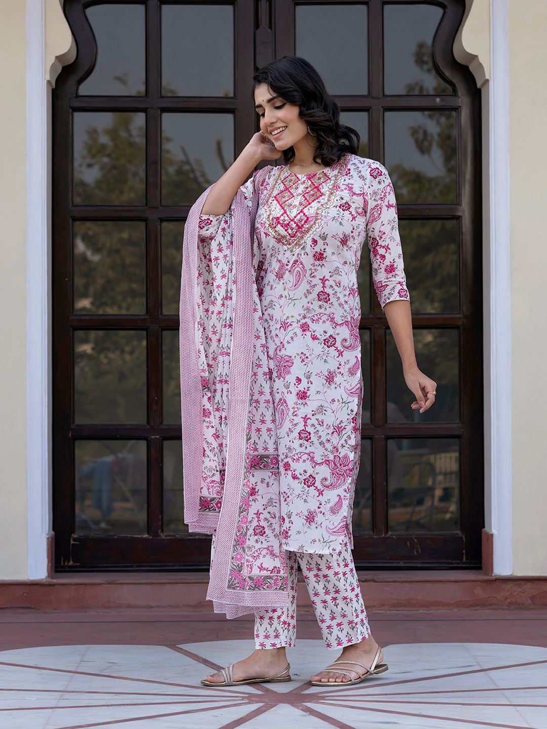 Dhiyona KL Women Paisley Regular Pure Cotton Kurta with Trousers & With Dupatta