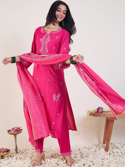 Floral Embroidered Regular Thread Work Straight Kurta With Trousers & Dupatta